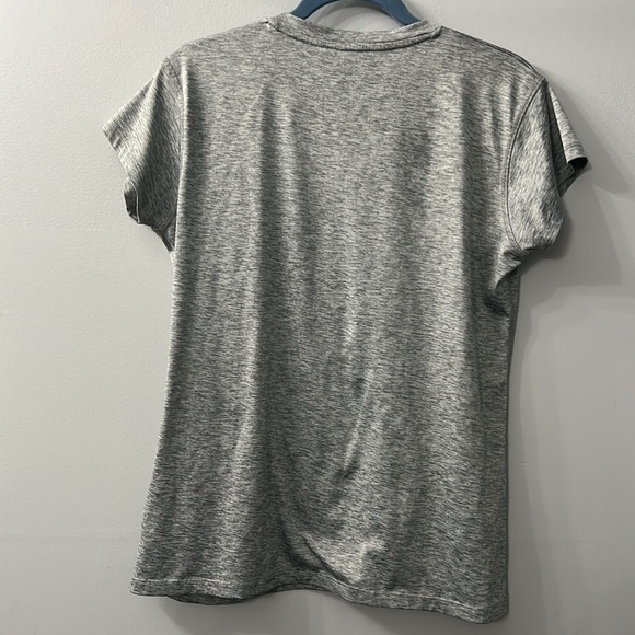 Beverly Hills Polo Club Grey Heathered V Neck Short Sleeve Athletic Tee Large - Picture 2 of 4